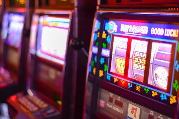 Capsa Banting table interface Capsa Banting card game table layout on garansi slot
